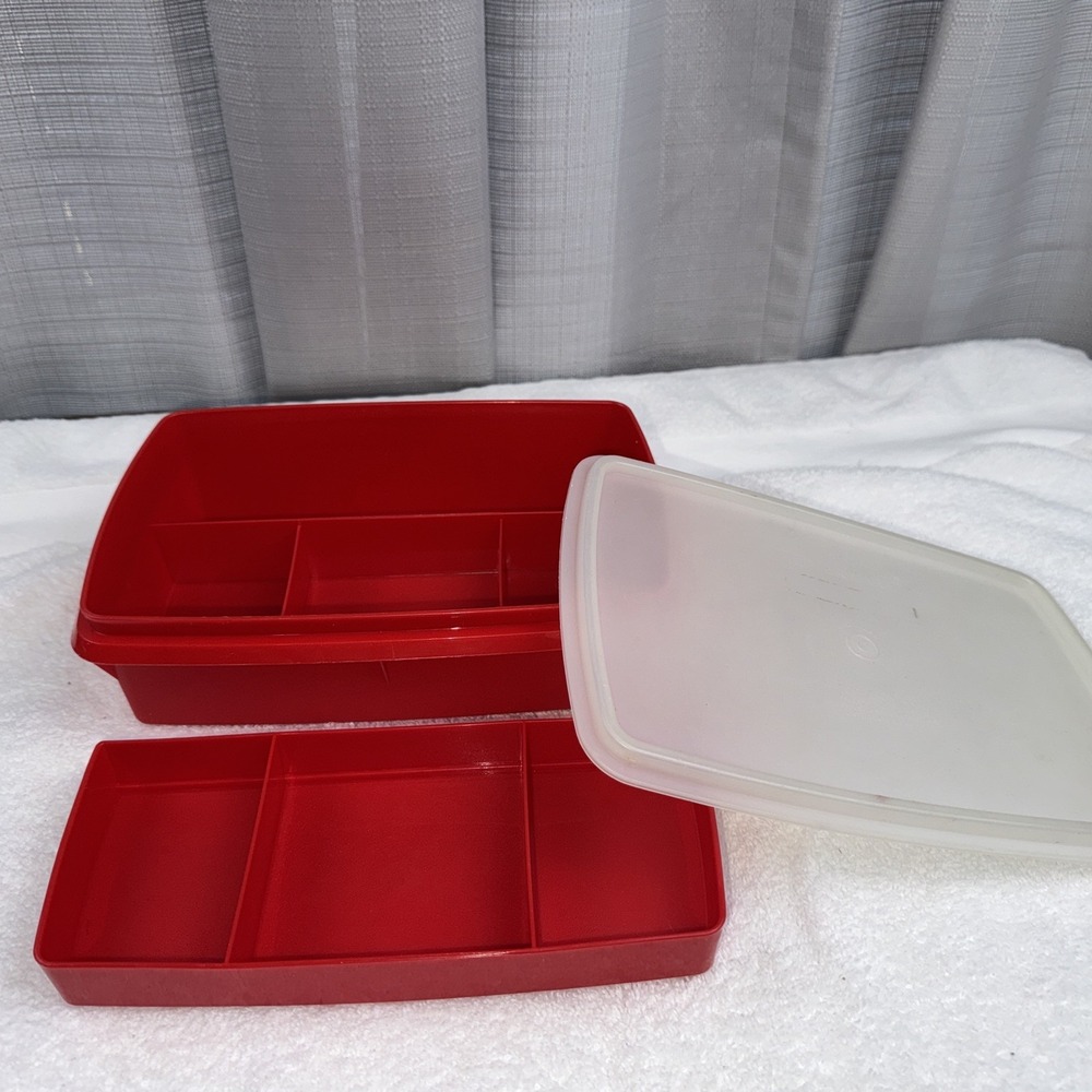 Tupperware Tuppercraft Divided Stow-N-Go Sewing Crafts Tackle Box Vintage Red